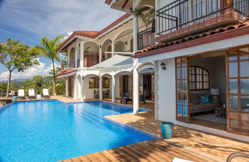 Playa Tortuga Maison | Dramatic Ocean View and Beach Exclusive Island - Ocean View Room # 3