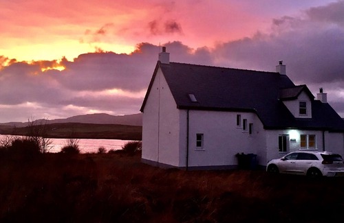 Caroy Maison | Dramatic Sea Views At Healabhal House on the Isle of Skye.