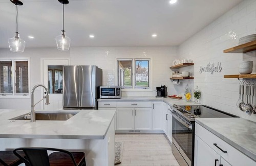Baraboo Maison | Draper Vacation Home - Families & Friends Welcome