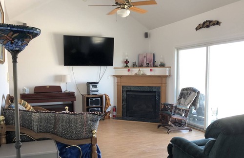 Broadkill Beach Maison | Dream Catcher 1 - 1102 S. Bayshore Dr. Milton, DE 19968