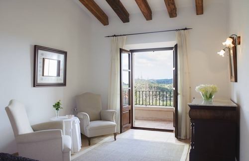 S'alqueria Blanca Maison | Dream finca for 8 people in the countryside with wonderful views. Private pool.