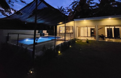 Parrita Villa | Dream house for dream vacation! 5 minutes to playa Bandera ⛱️