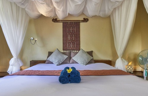 Sukasada Maison | Maison de rêve dans la rizière au coucher du soleil + piscine privée + WIFI GRATUIT