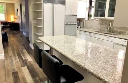 Five Points Maison | Dream house! Pool & hot tub in downtown Denver