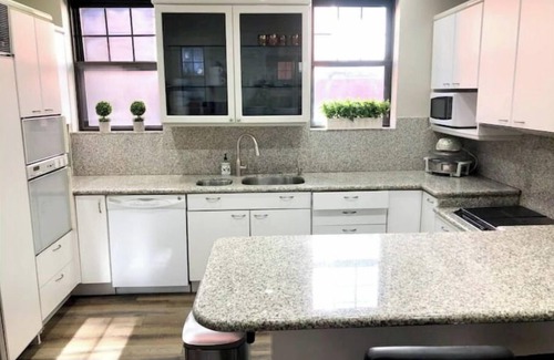 Five Points Maison | Dream house! Pool & hot tub in downtown Denver