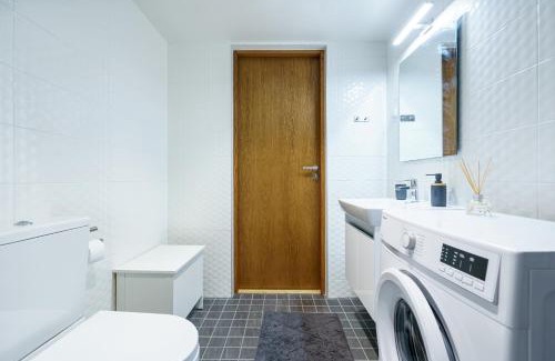 Kesklinn Appartement | Dream Stay - Modern City Centre Lofts with Self Check-in