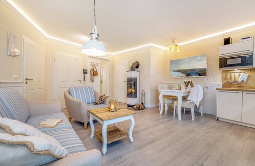 Zingst Appartement | Dream vacation apartment on the upper floor with 56m2 for 4 people.
