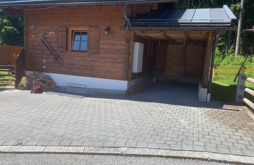 Konigsleiten Appartement | Dream vacation apartment on the edge of the forest in Königsleiten