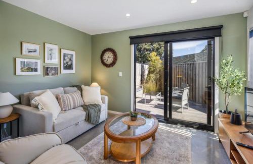 Johnsonville Maison | Dreamcatcher Cottage - 2BR Mystic Moonrise