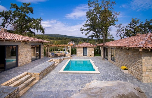 Saints Constantine and Helena Villa | Dreamed Vintage style Villa