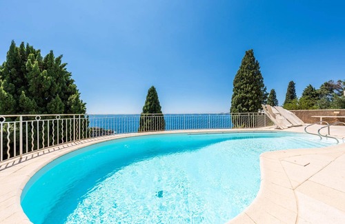 Cap d'Ail Copropriété | Dreaming 2-beds Apartment With Panoramic Sea View