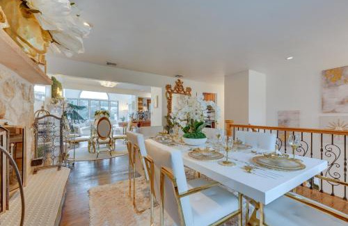 Lake Grove Maison | Dreams of Paradise Luxury Home with Pool!