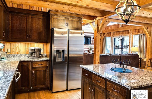 Maryland Cabine | Dreams Park/All Star- Sunset Lodge at Old World Village