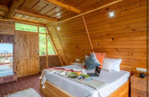 Banjar Maison | Dreams villa A frame cabin