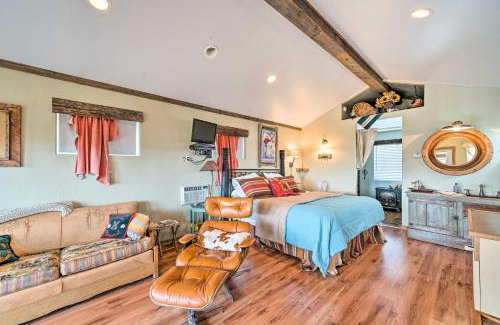 Shining Mountains Appartement | Dreamswest Ennis Studio with Deck and Stunning Views