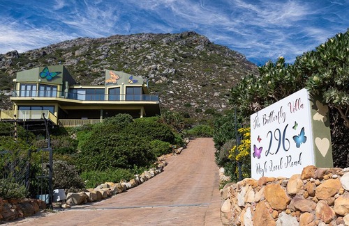 Pringle Bay Appartement | Dreamview Glass Suite: Unique apartment with wide ocean and mountain views