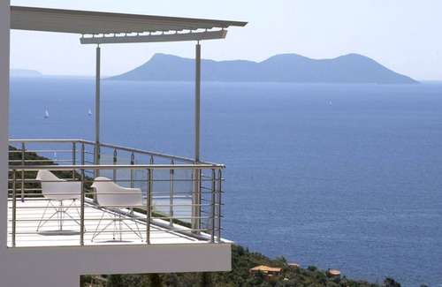 Patras Villa | VILLAS DE LUXE DREAMVIEWVILLAS