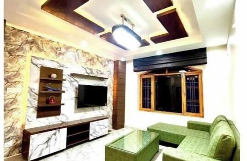 Shimla Appartement | Dreamville Stays Shimla - Luxury Homestay and B&B unit 1