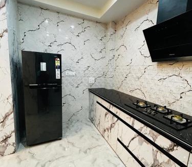 Shimla Appartement | Dreamville Stays Shimla - Luxury Homestay and B&B
