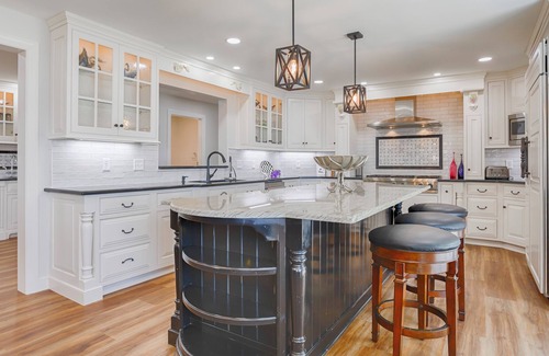 Hammondsport Maison | Dreamways: "Memorable Views + Pet Friendly!"