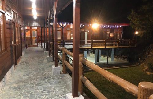 Dongshi District Chalet De Ski | Dreamwood Lodge 夢木小屋