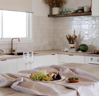 Manyana Maison | Dreamy coastal escape steps from the sea