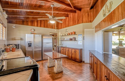 Barranca Maison | Dreamy Coastal Estate W/ Two Private Pools, Tennis Court & Private Beach Access!