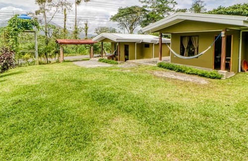 Arenal Hot Springs Appartement | Dreamy Dog-Friendly Studio Near Town W/ Volcano View, Fast WiFi & Hammock!
