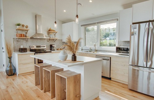 Port Mouton Maison | Dreamy Oceanfront Escape Hot tub & Sauna