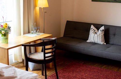 Klingenmuenster Maison | Dreibettzimmer Dusche/wc - Stiftsgut Keysermühle Ggmbh
