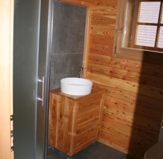 Radvan Appartement | drevená chatička nad Králikami