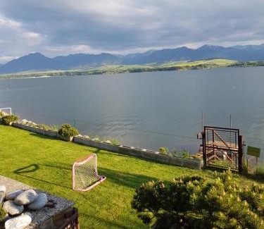 Liptovsky Trnovec Maison | Drevenica MARKA beachfront cottage