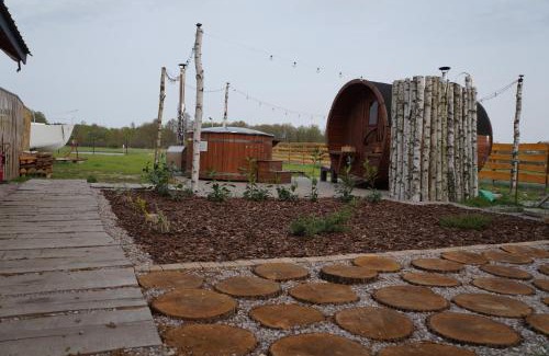gmina Jadow Maison | Drewniany Zakątek z sauną i jacuzzi