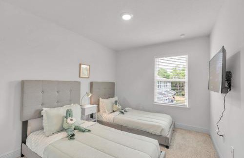 Gulf Breeze Maison | Drift Bay - Adventure Awaits! Zoo, Boat Ramp & Just Minutes from the Beach!