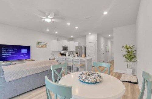 Gulf Breeze Maison | Drift Bay - Adventure Awaits! Zoo, Boat Ramp & Just Minutes from the Beach!
