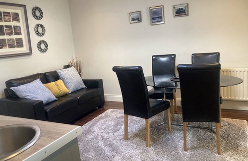 Ardfert Appartement | Driftaway at Barrow Lodge on the shore of stunning Barrow Bay