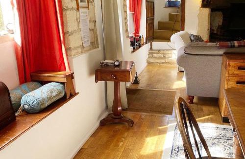 Stroud Maison | Driftcombe Farmhouse