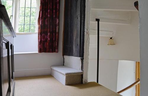 Stroud Maison | Driftcombe Farmhouse