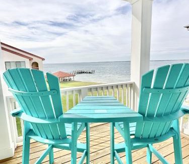 Navarre Beach Maison | Driftwood Cottage home