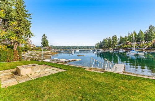 Fox Island Maison | Driftwood Villa