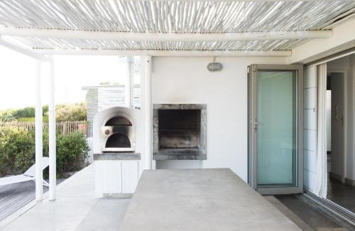 Paternoster Maison | Driftwood