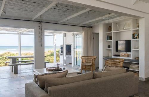 Paternoster Maison | Driftwood