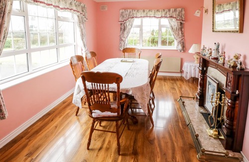 Dromore West Cottage | RURAL DROMORE OUEST Dromore l'Ouest, le comté de Sligo, Ref 4081
