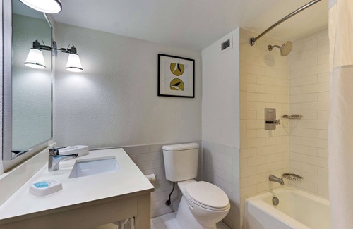 North San Antonio - SAT Hôtel | Drury Inn & Suites San Antonio Airport
