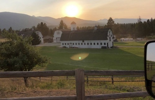 Conner Cabine | Dry Cabin #9, sleeps 2 guest maximum