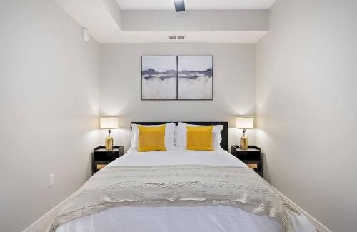 St. Anthony West Appartement | DT UMN 1BD Gym Free Parking Rooftop by River