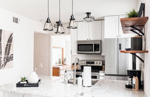 Greenwood Village Copropriété | DTC One Bed Condo, Pool, Gym, Comfort
