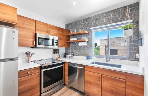 Roosevelt Appartement | DTPH Modern Designer Studio - Pool & Parking -