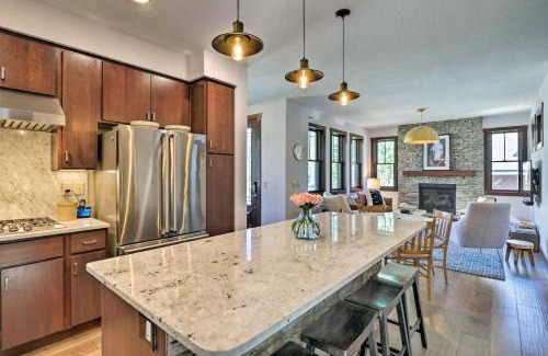 Historic District Maison | Dtwn Breckenridge Escape with Balcony French Fox
