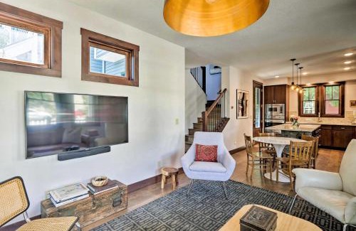 Historic District Maison | Dtwn Breckenridge Escape with Balcony French Fox